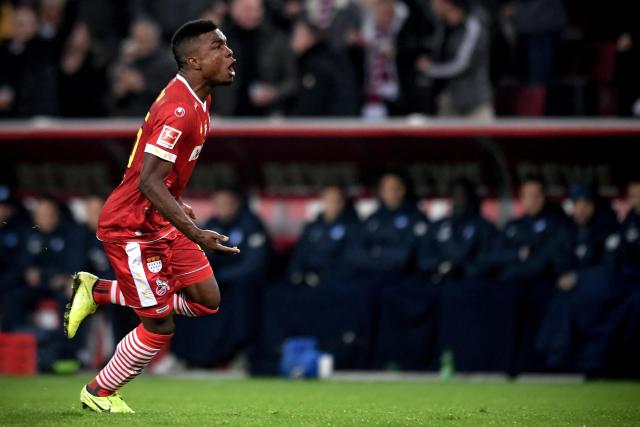 CBA常规赛：山西主场大胜南京 季后赛首轮对阵青岛